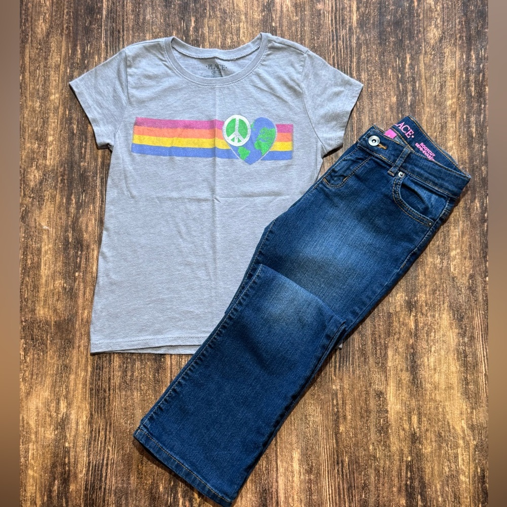 Place Gray Peace Tee and Blue Bootcut Jeans size 7/8